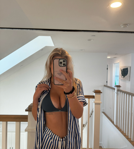 Image 7389869 from Hailey sigmond