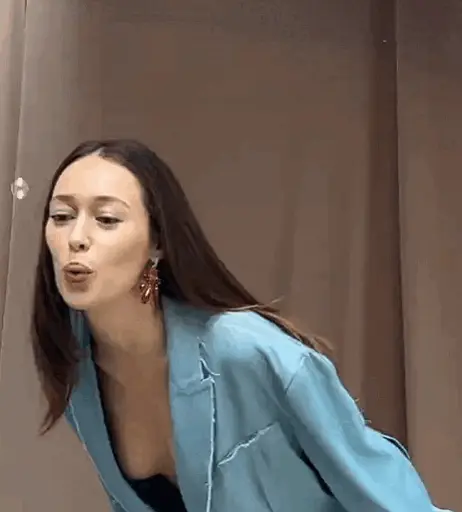 Image 7376435 from Alycia Debnam-Carey