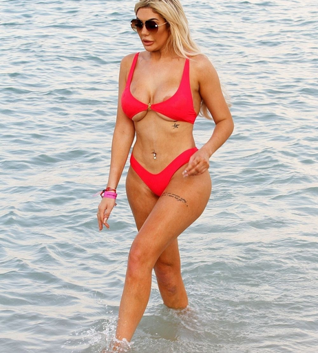 Image 7377413 from Chloe Ferry