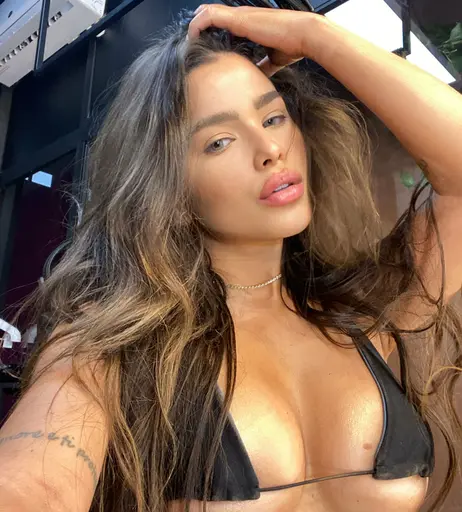 Image 7333992 from Bianca Anchieta