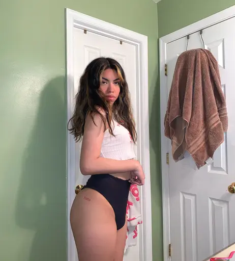 Image 7325262 from Julia Rubio | carolinebabiee