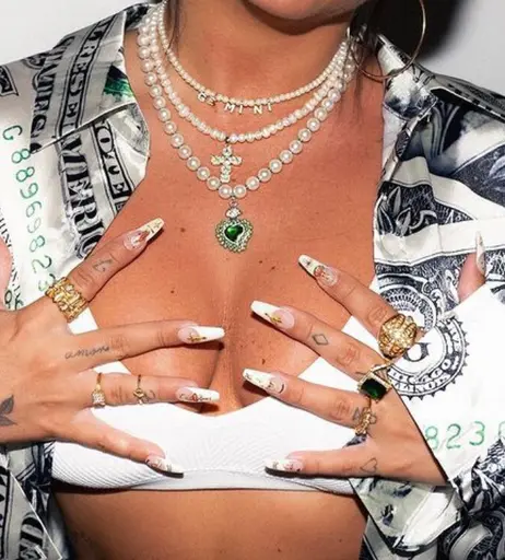 Image 7305954 from Jesy Nelson