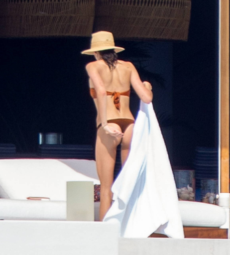 Image 7896152 from Kaia Gerber