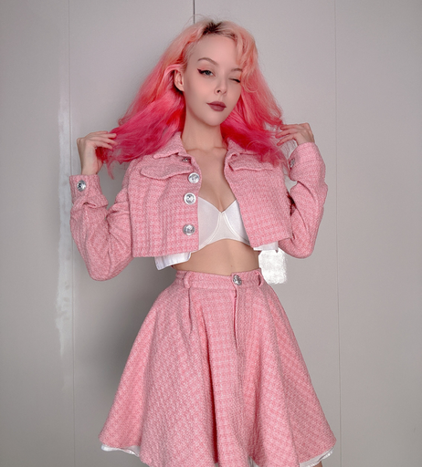 Image 7891181 from Helly Valentine