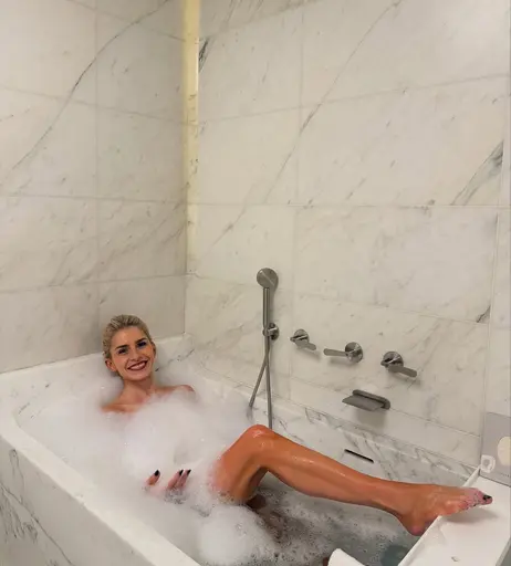 Image 7893680 from Caroline Daur | carodaur