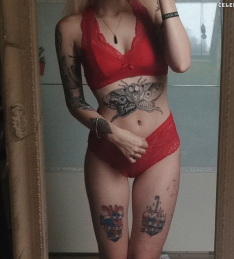 Image 7885412 from hernamewasloneliness