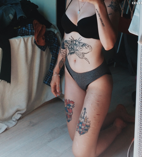 Image 7885402 from hernamewasloneliness