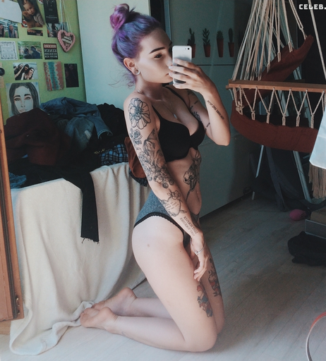Image 7885403 from hernamewasloneliness