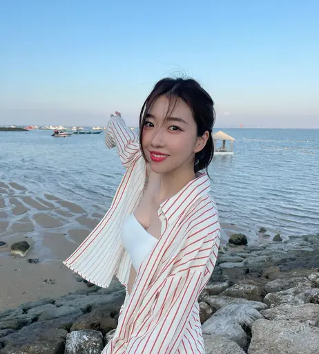 Image 7883069 from Sunny Dahye