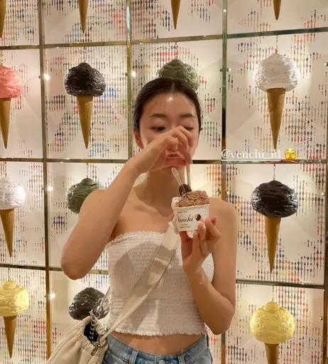 Image 7883060 from Sunny Dahye
