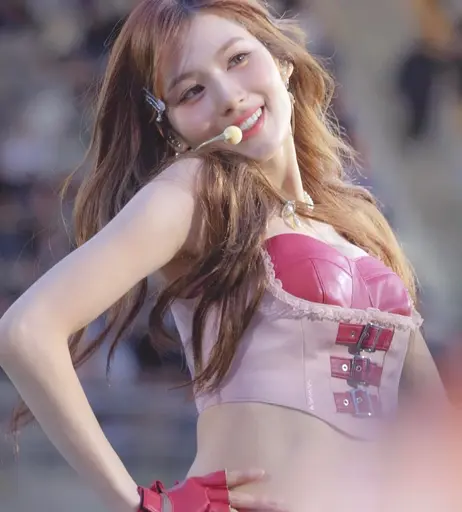 Image 7889567 from Minatozaki Sana (TWICE)