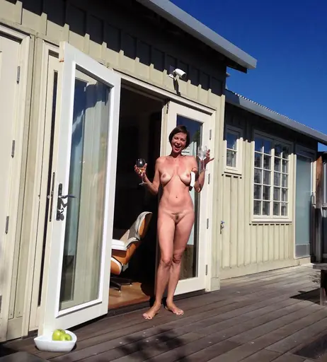 Image 7871545 from Catherine Bell (Sarah MacKenzie from JAG)