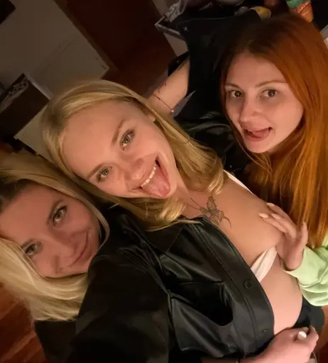 Image 7873803 from Maria Kovalchuk / marielouna__ / ae3mari.lu