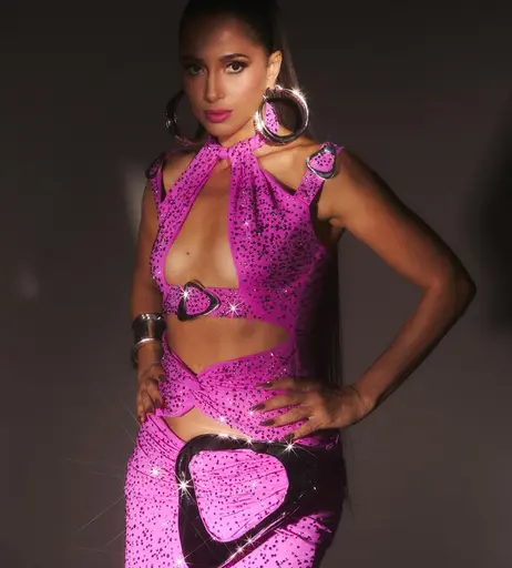 Image 7855523 from Camila Pitanga
