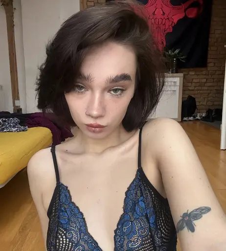 Image 7843952 from krisyourgirlfriend