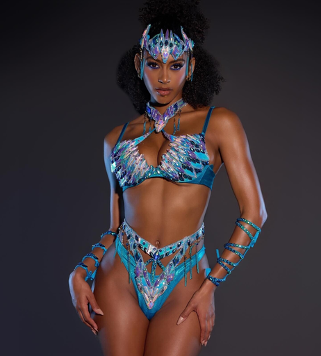 Image 798635 from Briana Smith