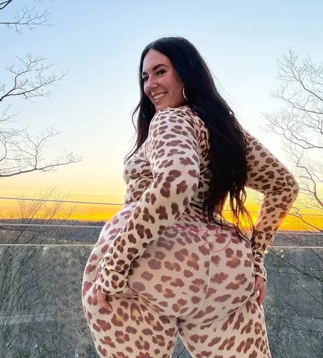 Image 7974590 from Alex Blair | itsalexblair | thecurvyfoxx