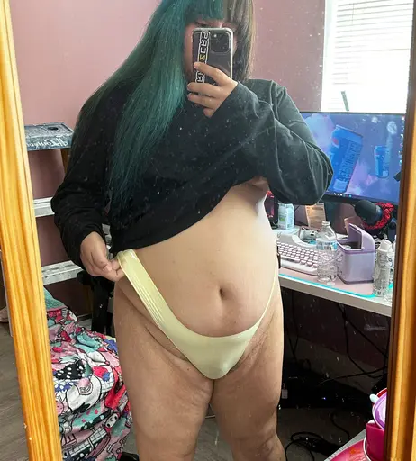 Image 7974083 from vegan_tendies and lacielettaa - trans couple
