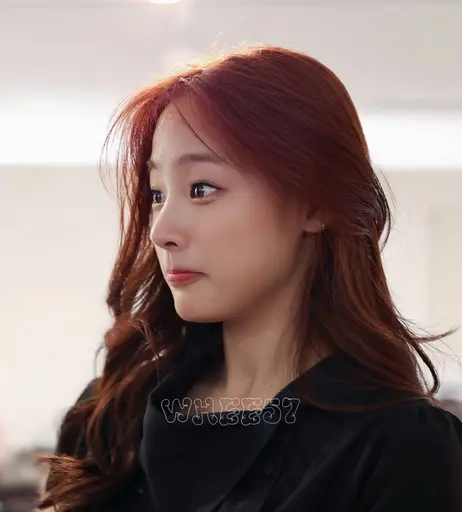 Image 7971131 from Minji (NewJeans)