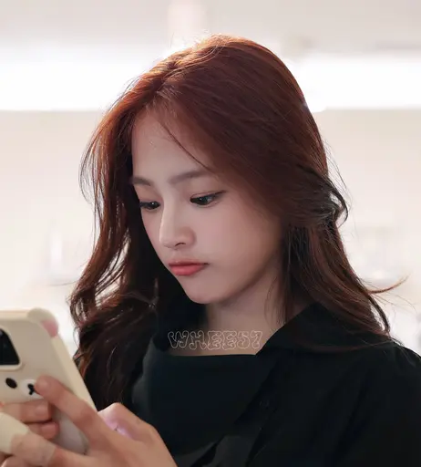 Image 7971129 from Minji (NewJeans)