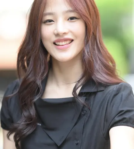 Image 7971127 from Minji (NewJeans)