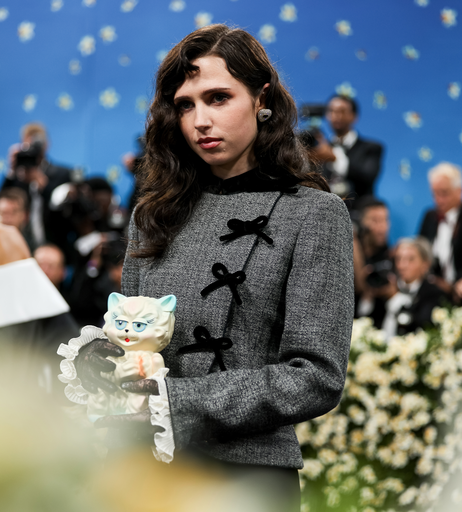 Image 7971068 from Clairo | Claire Cottrill