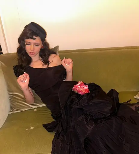 Image 7961071 from Clairo | Claire Cottrill