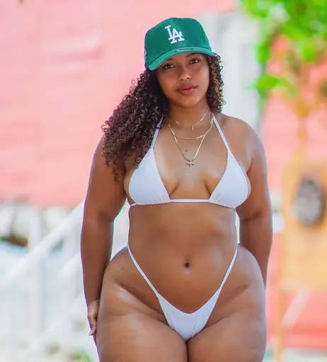 Image 7963948 from Thick baddie @majovergarag_