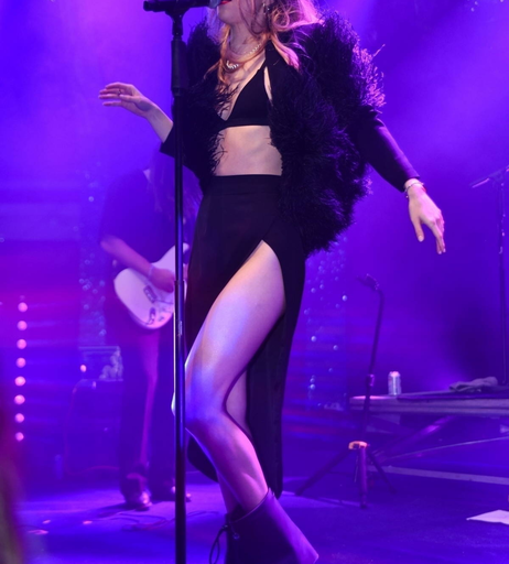 Image 7956895 from Suki Waterhouse
