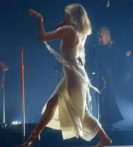 Image 7950102 from Aurora Aksnes (singer)