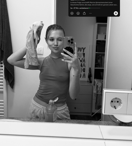 Image 7958377 from Greta Engelfried