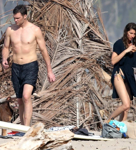 Image 7945437 from Gisele Bündchen