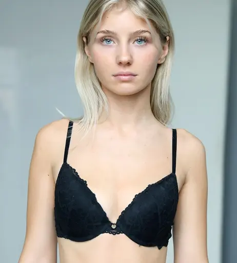 Image 7947175 from Elena Zoe