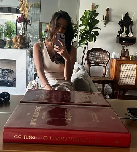 Image 7932326 from Luiza Tenente