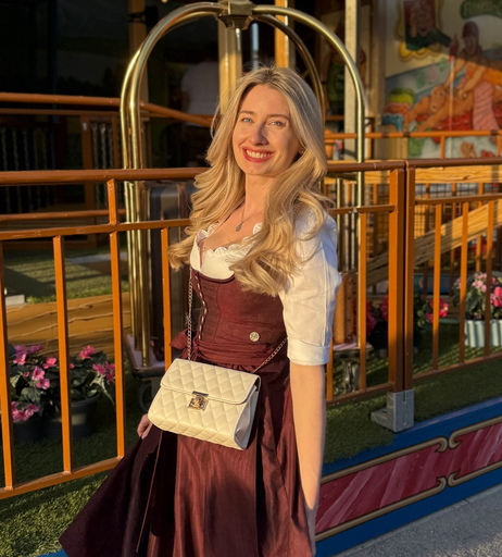 Image 7925208 from Empresslaurasophie
