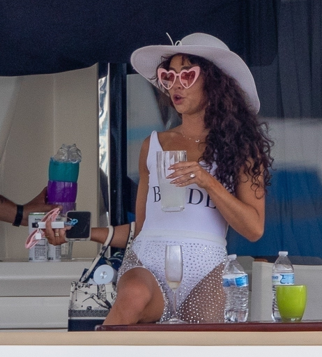 Image 7922902 from Vanessa Hudgens