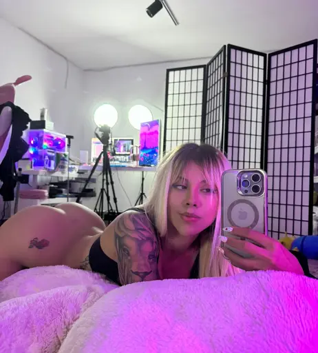 Image 7928147 from Cristalhill__ / PINKY PUSSYY