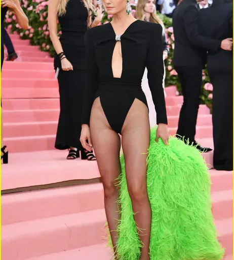 Image 7917123 from Amber Valletta