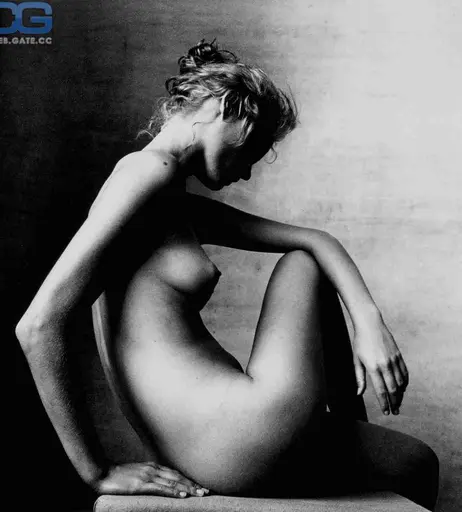 Image 7917124 from Amber Valletta