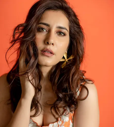 Image 7917371 from Raashi Khanna