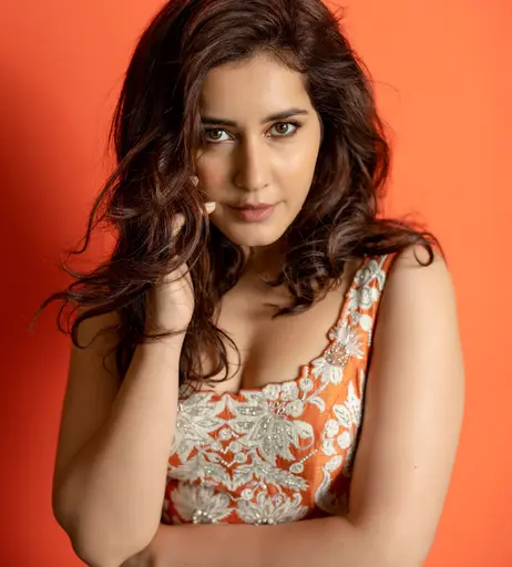 Image 7917370 from Raashi Khanna
