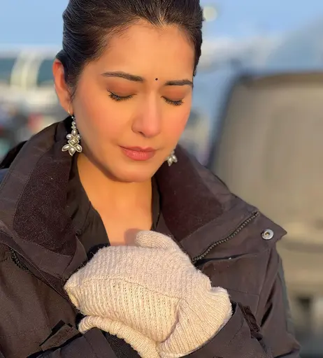 Image 7917333 from Raashi Khanna