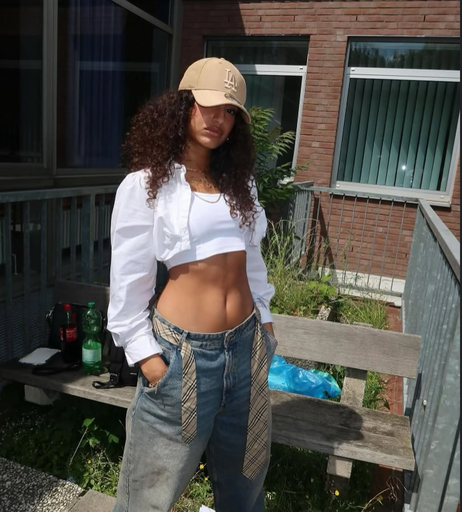 Image 7475455 from Rua