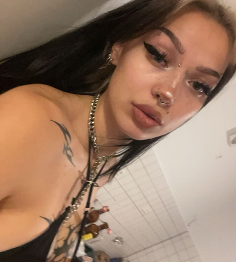 Image 7475998 from SavannahSchwarz