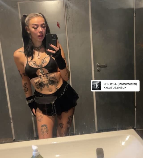 Image 7475996 from SavannahSchwarz
