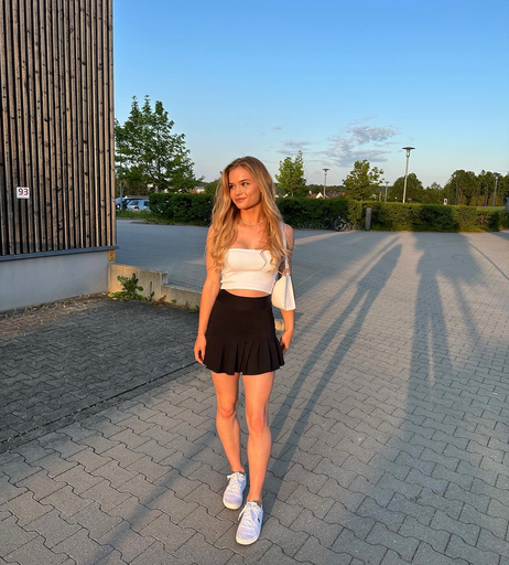Image 7471490 from Thatsvroni