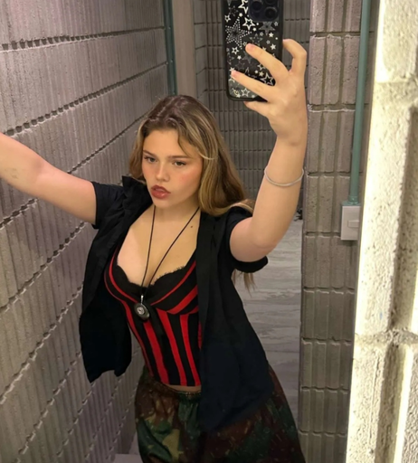 Image 747116 from Faye Montana