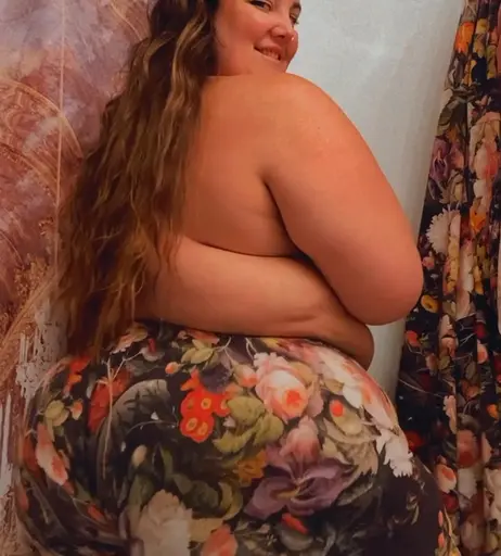 Image 7443422 from Plump Princess