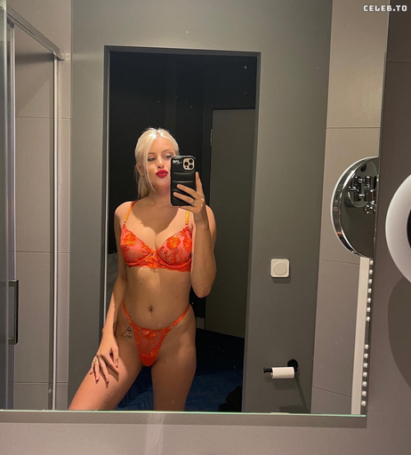 Image 7449228 from Chloe Verhagen