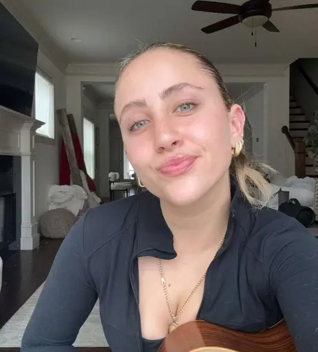 Image 7595983 from Ava Kolker